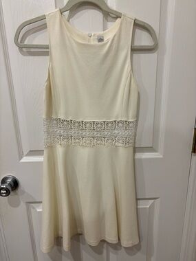 DESIGN LAB Ivory White Mini Skater Dress  Cutout Waist With Lace